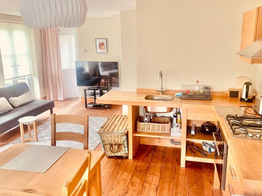 Delightful Ely House Bright And Warm With Cathedral View Apartment Exterior foto