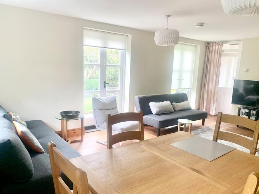 Delightful Ely House Bright And Warm With Cathedral View Apartment Exterior foto