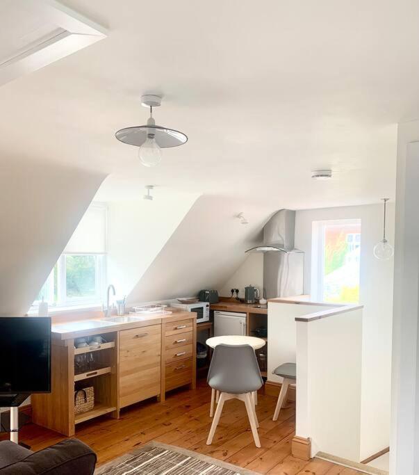 Delightful Ely House Bright And Warm With Cathedral View Apartment Exterior foto
